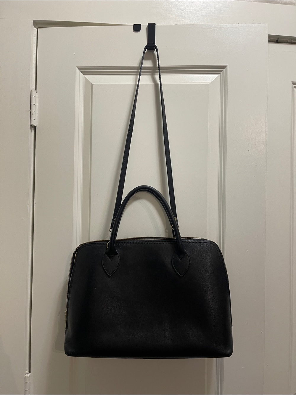 Classic Black Women’s Leather Satchel - Unbranded Italian made